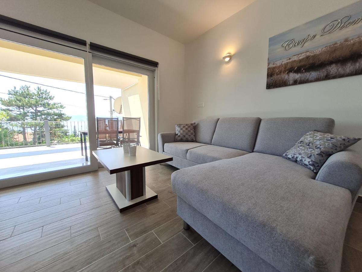 Apartamento Belle Oasis Novi Vinodolski Exterior foto